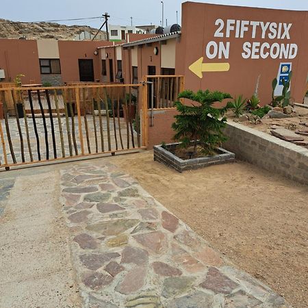 2Fiftysix On Second Apartment Lüderitz Екстериор снимка