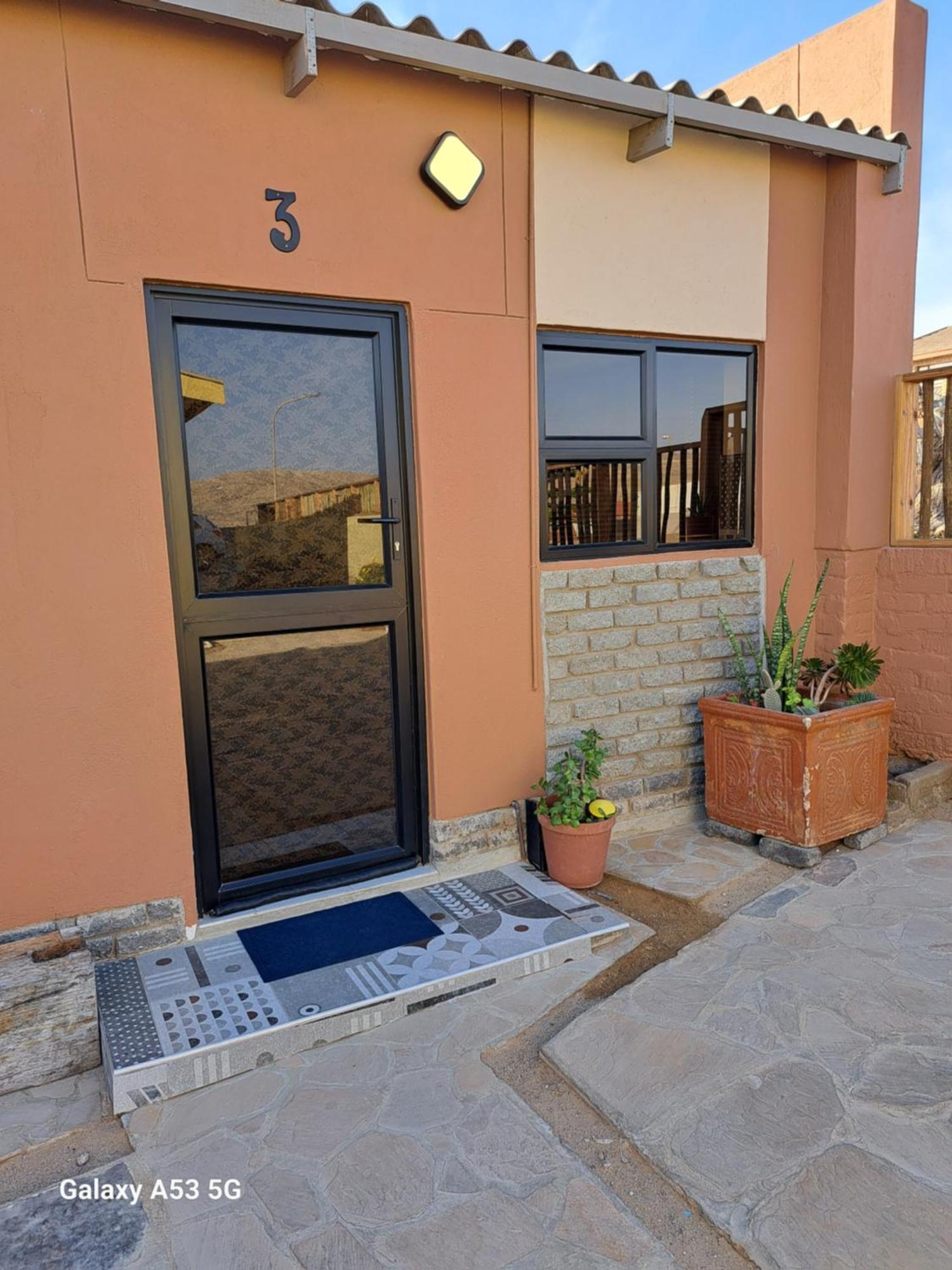 2Fiftysix On Second Apartment Lüderitz Екстериор снимка
